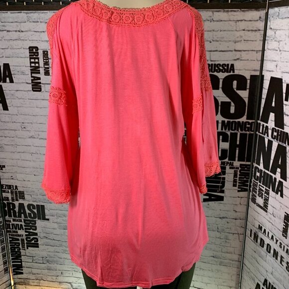 Forgotten Grace Coral Lace Trim Cold Shoulder Top - Picture 4 of 6